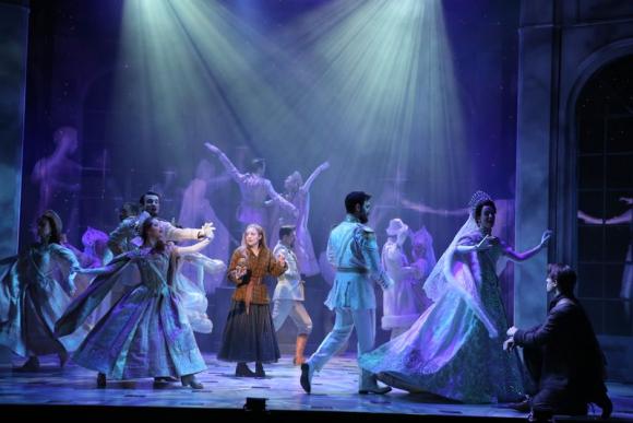 Anastasia at Broadhurst Theatre